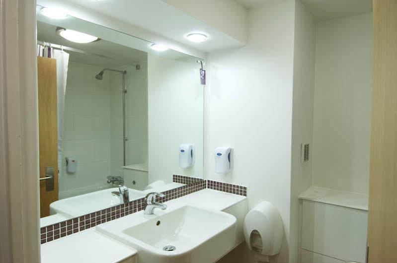 Premier Inn Colchester Buitenkant foto